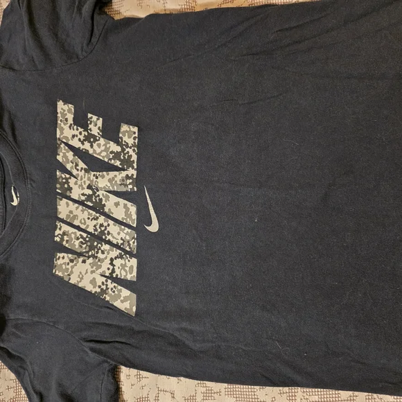 Boys Size Youth S/M Shirt Lot - Picture 13 of 15